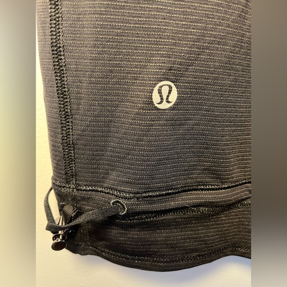 Lululemon Black Tank - Size 8 - Picture 3 of 3
